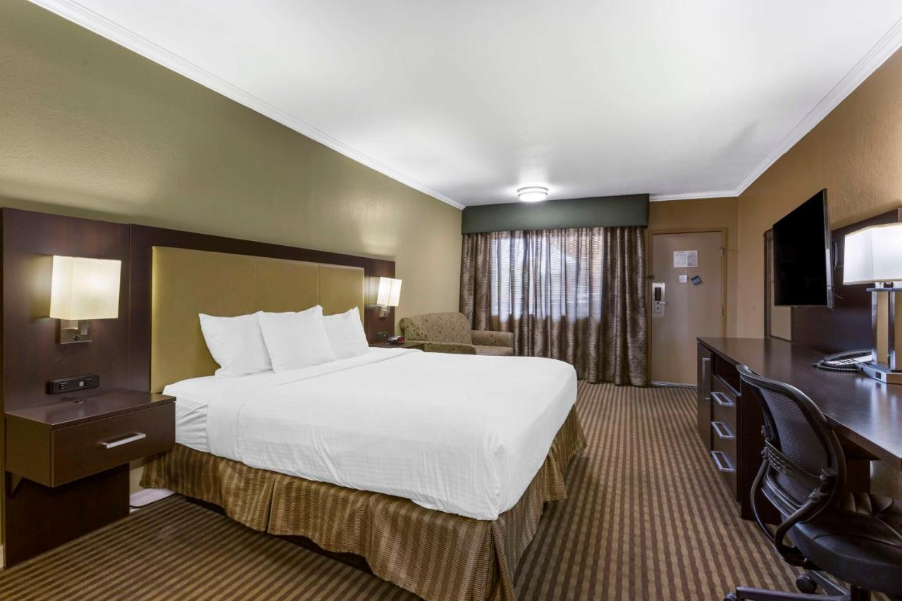 Best Western Royal Sun Inn & Suites Tucson Exterior photo