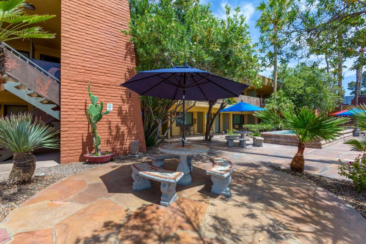 Best Western Royal Sun Inn & Suites Tucson Exterior photo